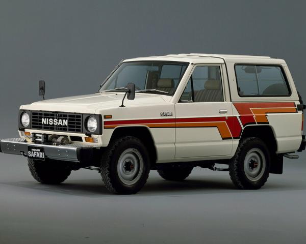 Фото Nissan Safari III Внедорожник 3 дв.