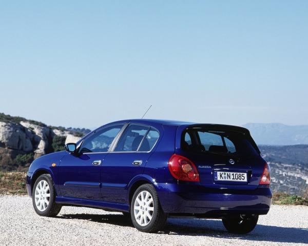 Фото Nissan Almera II (N16) Рестайлинг Хэтчбек 5 дв.