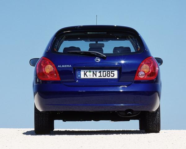 Фото Nissan Almera II (N16) Рестайлинг Хэтчбек 5 дв.