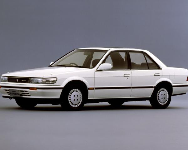 Фото Nissan Bluebird IX (U12) Седан