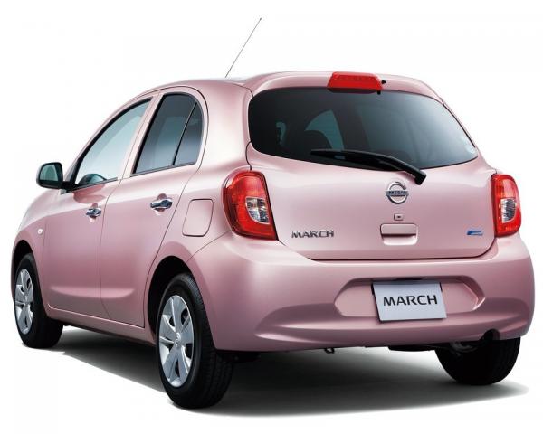 Фото Nissan March IV (K13) Рестайлинг Хэтчбек 5 дв.