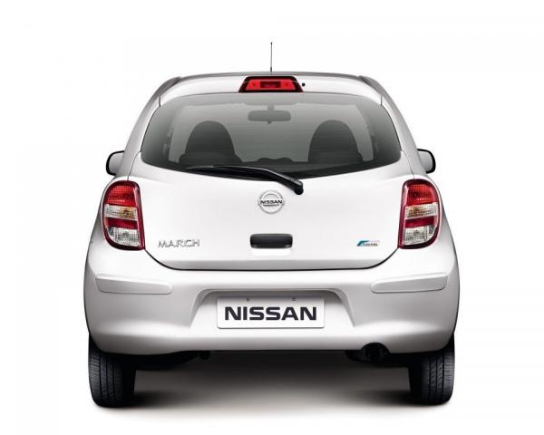 Фото Nissan March IV (K13) Хэтчбек 5 дв.