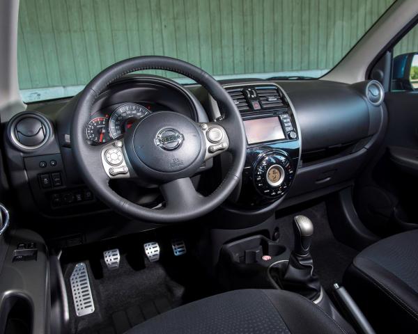 Фото Nissan Micra IV (K13) Рестайлинг Хэтчбек 5 дв.