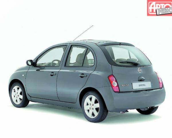 Фото Nissan Micra III (K12) Хэтчбек 5 дв.