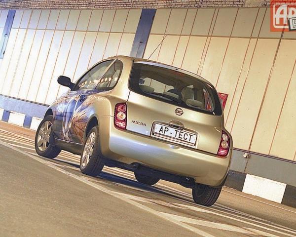 Фото Nissan Micra III (K12) Хэтчбек 3 дв.