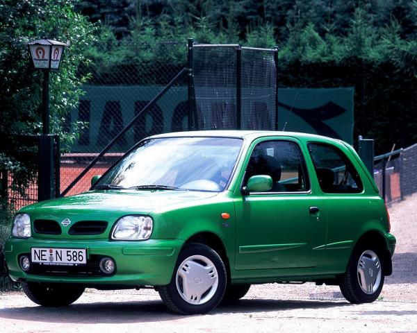 Фото Nissan Micra II (K11) Хэтчбек 3 дв.