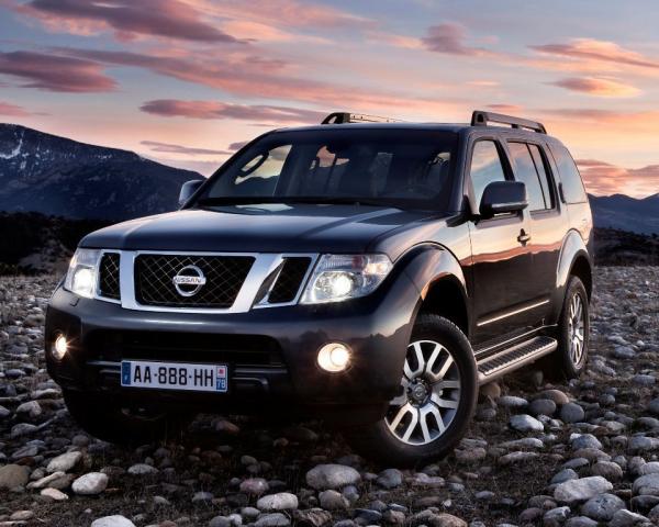 Фото Nissan Pathfinder III Рестайлинг Внедорожник 5 дв.