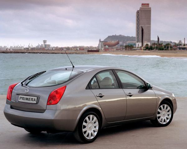 Фото Nissan Primera III (P12) Хэтчбек 5 дв.