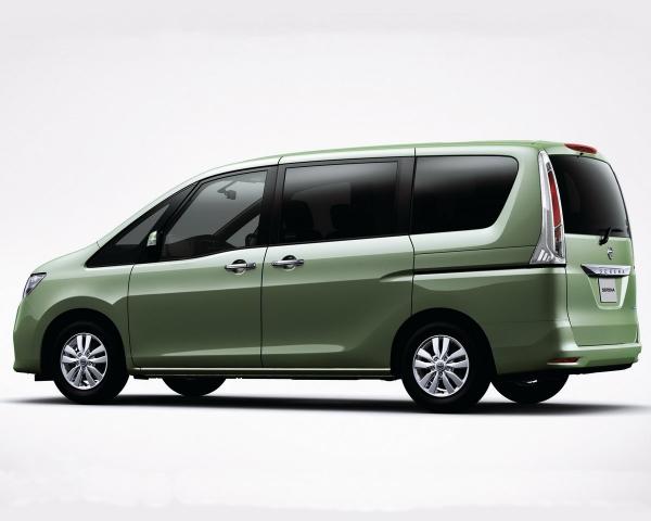 Фото Nissan Serena IV (C26) Минивэн