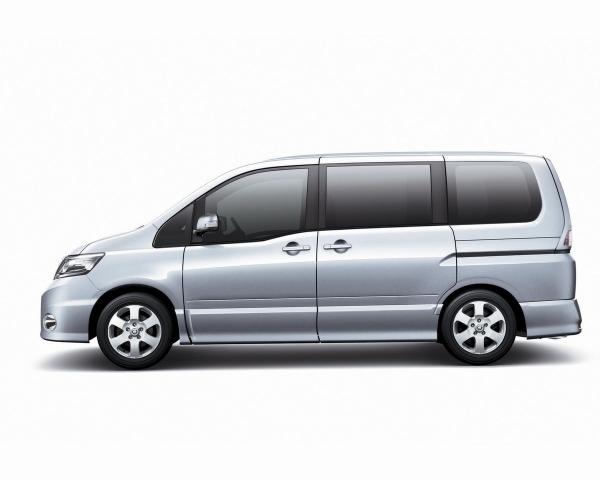 Фото Nissan Serena III (C25) Минивэн