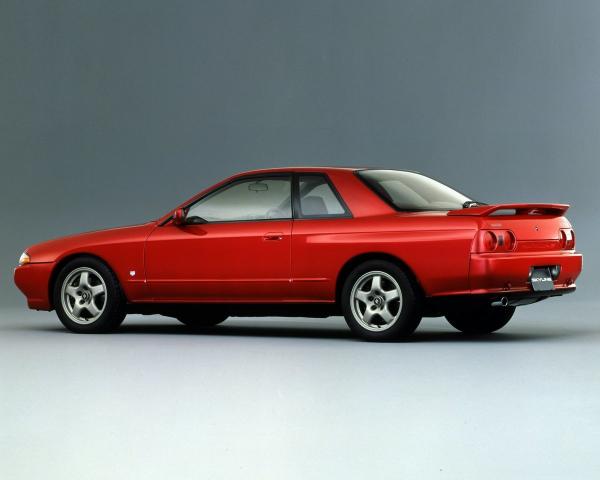 Фото Nissan Skyline VIII (R32) Купе