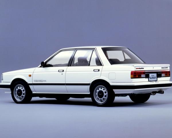 Фото Nissan Sunny B12 Седан