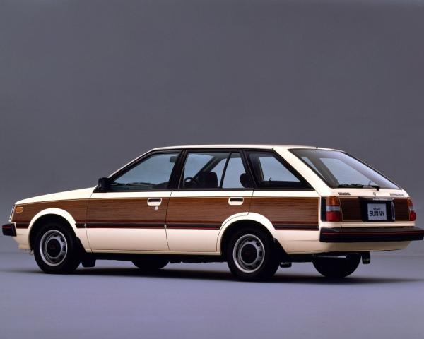 Фото Nissan Sunny B11 Универсал 5 дв.