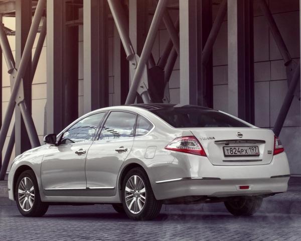 Фото Nissan Teana II Рестайлинг Седан