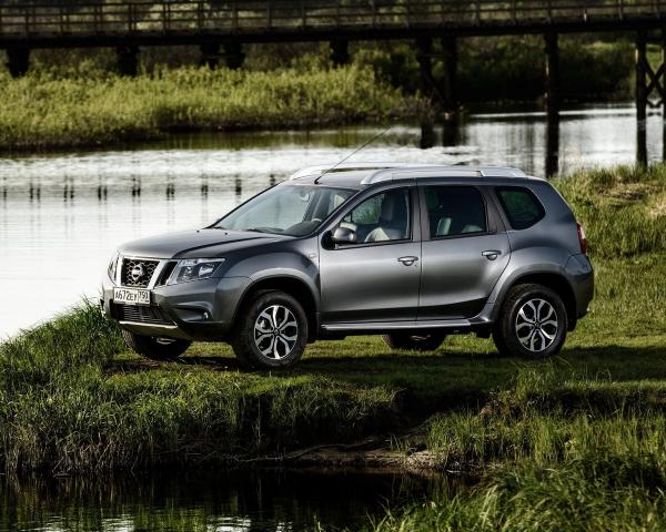 Фото Nissan Terrano III (D10) Внедорожник 5 дв.