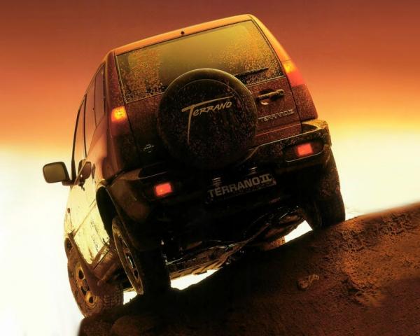 Фото Nissan Terrano II Внедорожник 3 дв.