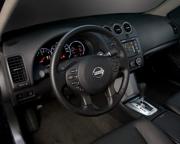 Фото Nissan Altima IV (L32) Рестайлинг Седан