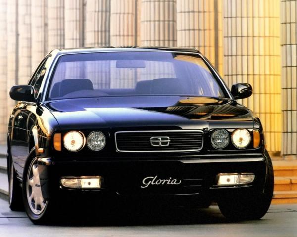 Фото Nissan Gloria IX (Y32) Седан