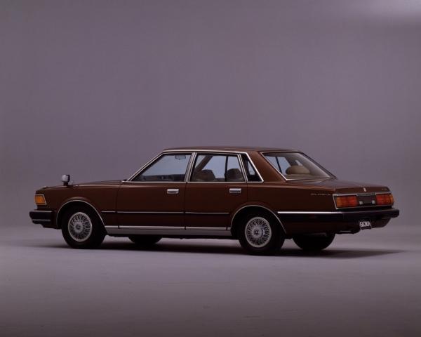 Фото Nissan Gloria VI (430) Седан