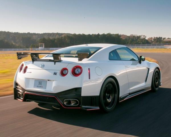 Фото Nissan GT-R I Рестайлинг 2 Купе Nismo