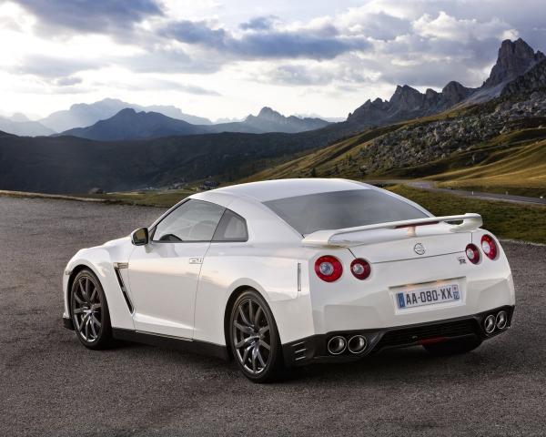 Фото Nissan GT-R I Рестайлинг 1 Купе