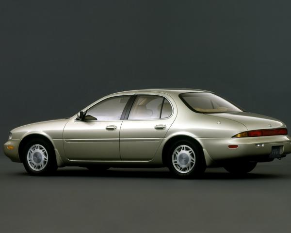 Фото Nissan Leopard III (Y32) Седан