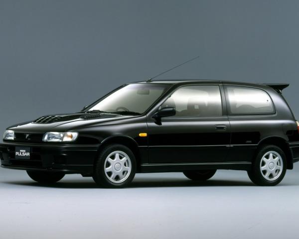 Фото Nissan Pulsar IV (N14) Хэтчбек 3 дв.