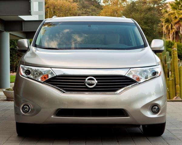 Фото Nissan Quest IV Минивэн