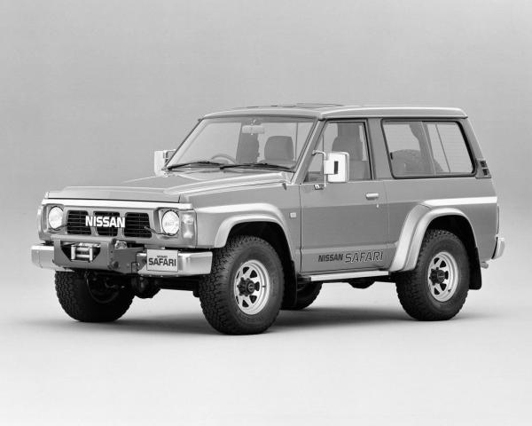 Фото Nissan Safari IV (Y60) Внедорожник 3 дв.