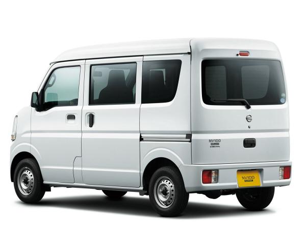 Фото Nissan NV100 Clipper III Микровэн