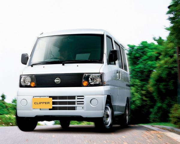 Фото Nissan NV100 Clipper I Микровэн