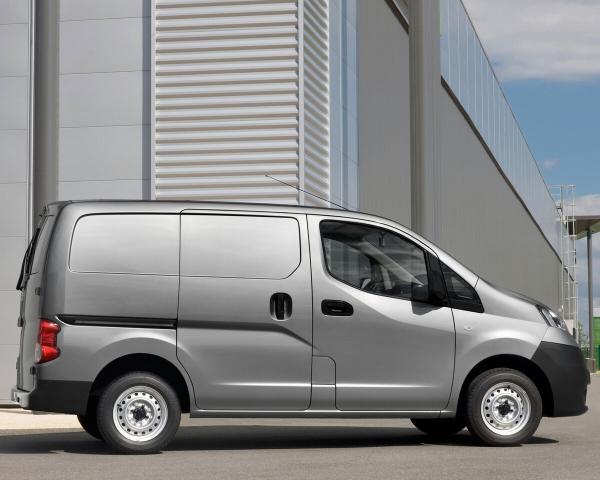 Фото Nissan NV200 I Фургон