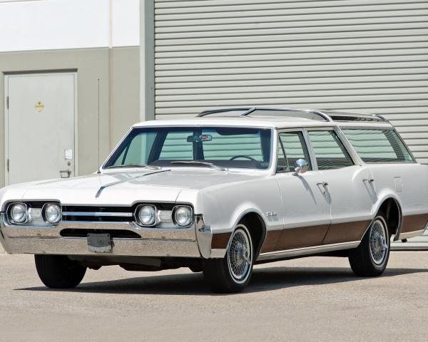 Фото Oldsmobile Vista Cruiser I Универсал 5 дв.