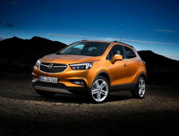 Сравнение Opel Mokka и Opel Zafira