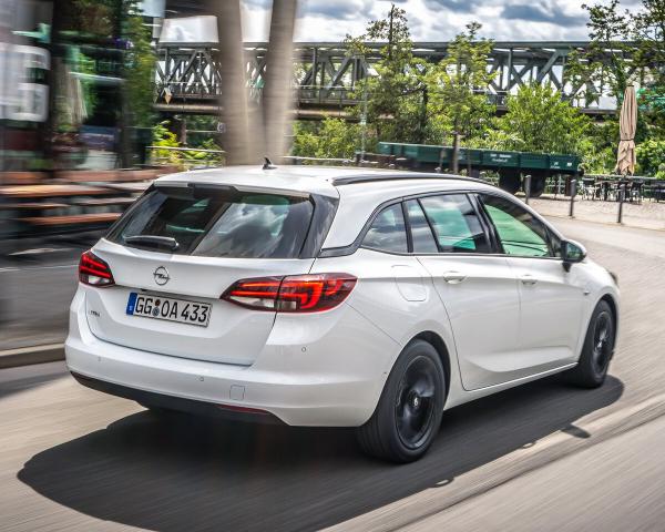 Фото Opel Astra K Рестайлинг Универсал 5 дв.