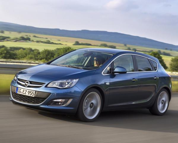 Фото Opel Astra J Рестайлинг Хэтчбек 5 дв.