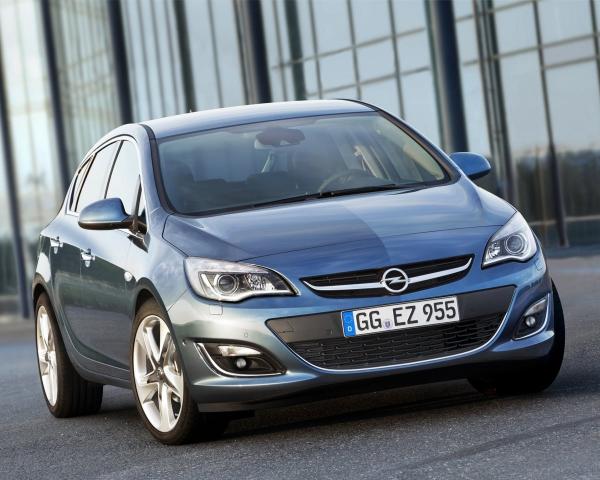 Фото Opel Astra J Рестайлинг Хэтчбек 5 дв.