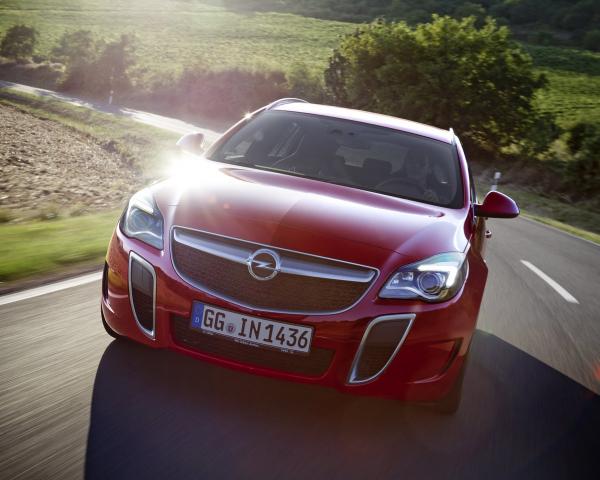 Фото Opel Insignia OPC I Рестайлинг Универсал 5 дв.