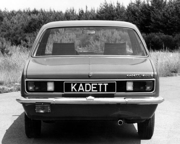 Фото Opel Kadett C Седан