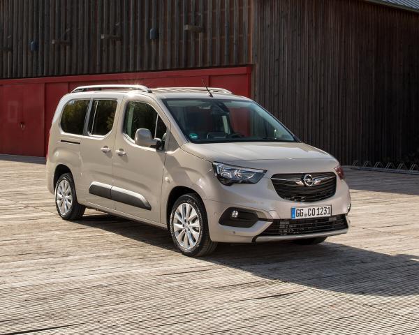 Фото Opel Combo E Компактвэн XL