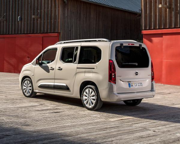 Фото Opel Combo E Компактвэн XL