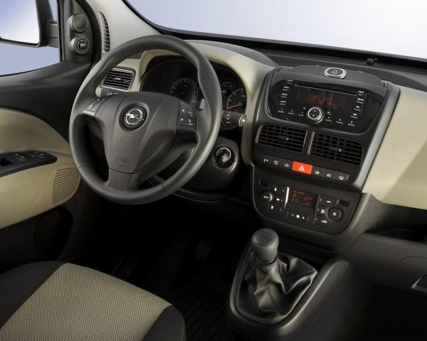 Фото Opel Combo D Компактвэн SWB