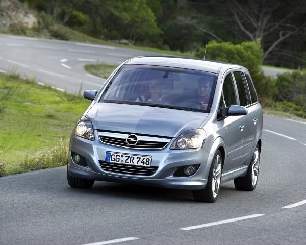 Фото Opel Zafira B Рестайлинг Компактвэн