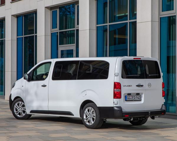 Фото Opel Vivaro C Минивэн