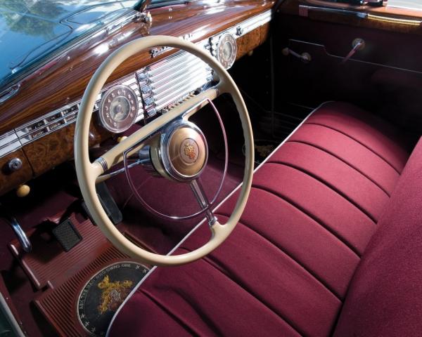 Фото Packard Clipper I Седан