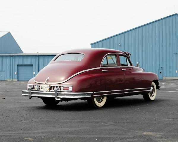 Фото Packard Custom Eight I Седан