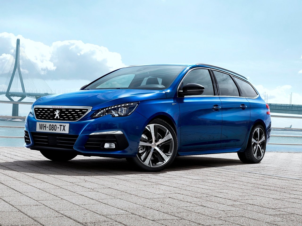 Фото Peugeot 308 II Рестайлинг