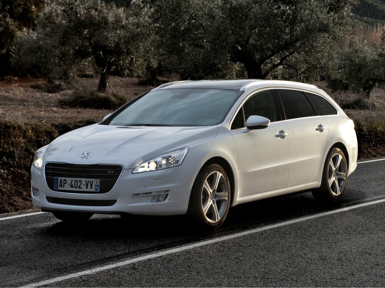 Фото Peugeot 508 I