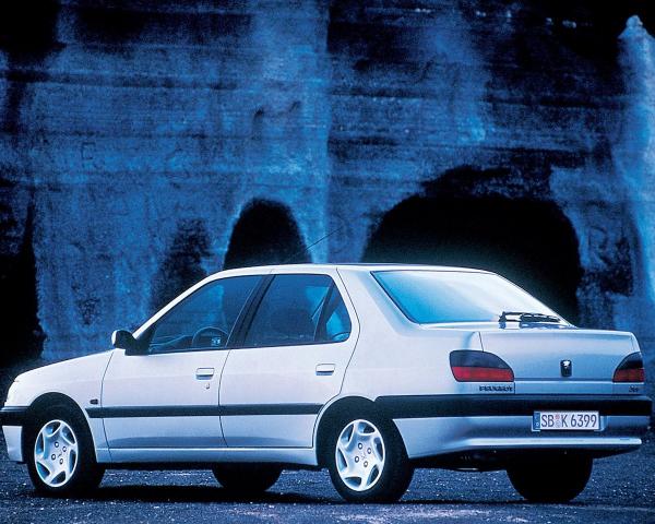 Фото Peugeot 306 I Седан