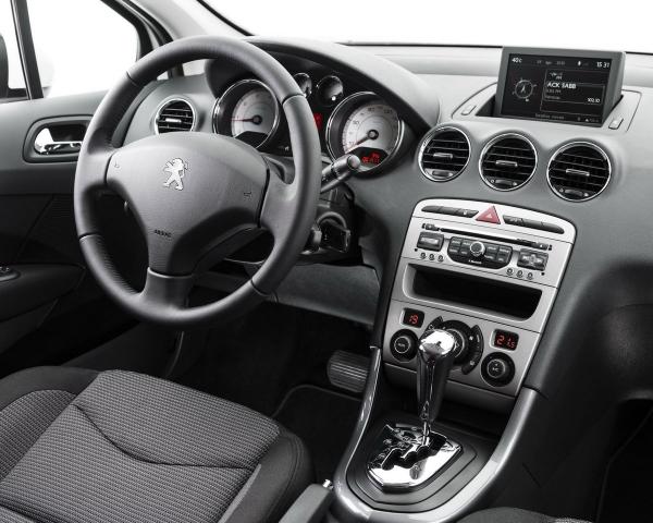 Фото Peugeot 308 I Рестайлинг Хэтчбек 5 дв.